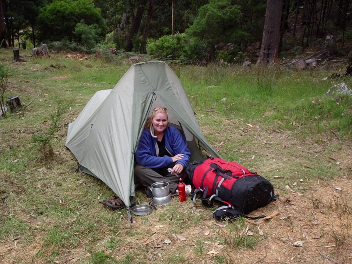 Base Camp Tasmania Hotel New Norfolk Buitenkant foto